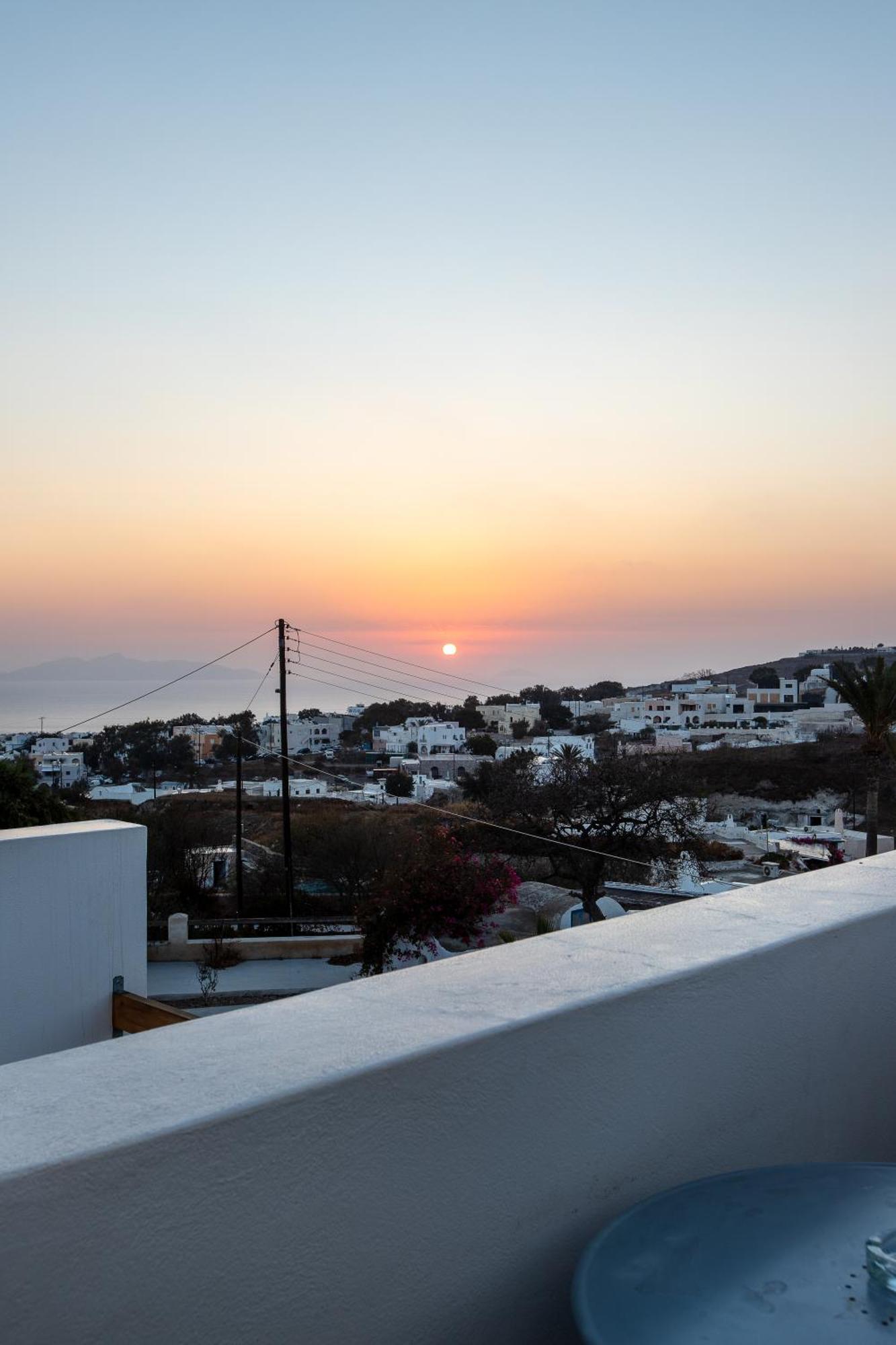 Santorini Villatzio Suites Mesaria Exteriér fotografie